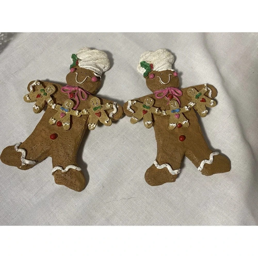 Vintage 1998-2003 Y2K Gingerbread Men Set 2 Refrig Magnets Christmas Ornaments